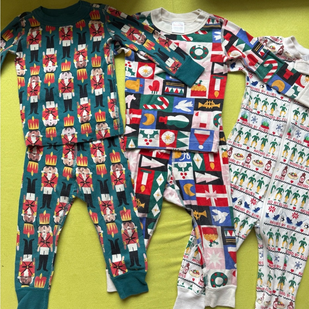 Lot of 3 Hanna Andersson Christmas Pajamas 2T like new